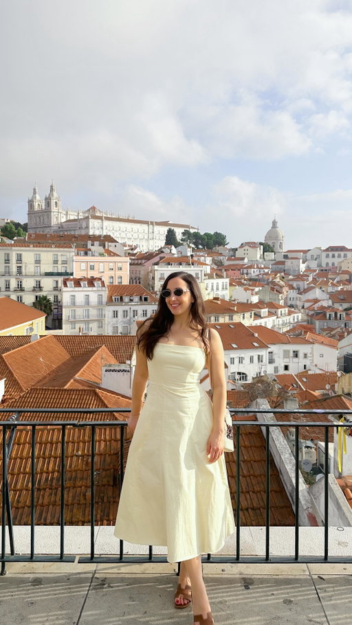 👇🏼5 of my favourite European cities to visit this year✨ 
LISBON
Lisbon feels like sunshine in city form. From the pastel lanes of Alfama to the views from Miradouro da Graça, and long lunches at LX Factory with small plates and the finest wines. Everyone should experience its golden magic at least once. 
ISTANBUL
It’s a place of art and architecture, a skyline shaped by minarets. Early mornings in Sultanahmet, lunch by the Bosphorus with its endless blue views and afternoons spent drifting through colourful neighbourhoods, and that blend of old mosques, lively markets and peaceful waterfront stays with you long after you’ve left.

VALLETTA
Think sun-soaked streets, golden stone buildings, hidden stairways and sea views around every corner. Valletta feels like wandering through a living film set - small, bright and perfect for a summer escape.

COPENHAGEN
Wandering past storybook castles, colourful houses and cafés that always seem to have another Danish pastry you need to try. With the Kyoto-inspired gardens in Frederiksberg and the dreamy, jungle-like pool at Manon Les Suites, Copenhagen might be one of the prettiest city breaks I’ve ever taken.

FLORENCE
A masterpiece of a city. Florence really does feel like an open-air museum with marble statues on street corners, Renaissance palaces, secret wine windows and truly breathtaking sunsets. 
#travelaroundtheworld #europeancitybreaks #placestovisit #bucketlistdestination #cityescape #dreamdestinations #traveltips101 #mustvisit #Wheretotravel #travelguide #europetravel #travelitinery #placestovisitineurope
