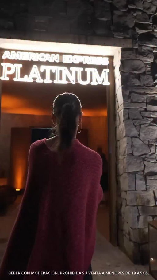 Otra noche única #AmexPlatinum en Punta del Este.
Experiencias que vuelven cada verano y siempre sorprenden.
Una noche inspirada en los cuatro elementos: agua, tierra, fuego y aire, con música, danza y una energía increíble.
@americanexpressarg