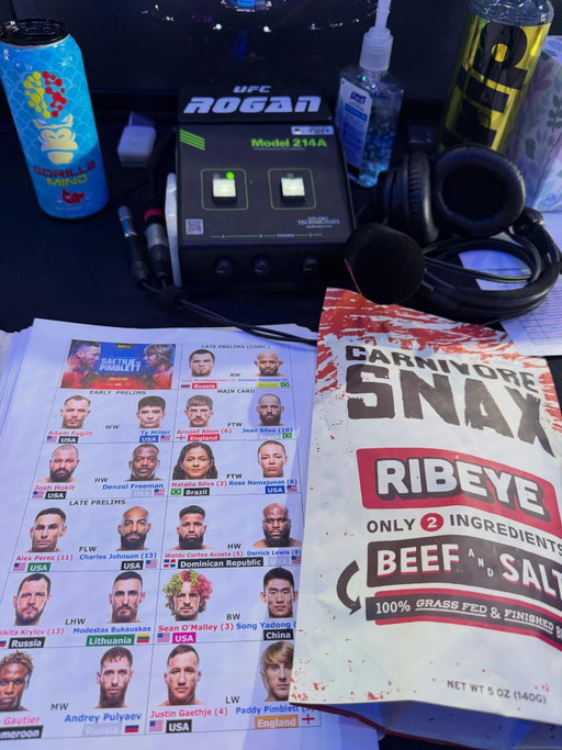 Time for the best job in the world! @ufc #ufc324 @carnivore.snax live on @paramountplus