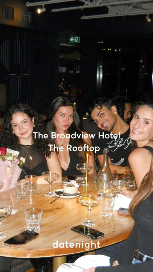 Enjoy Toronto's gorgeous skyline and 360° Rooftop✨🏙️ over drinks 🍸 and delicious eats 🍽️ at @broadviewhotel - The Rooftop 

We had some fun there for a birthday party, put it on your list for your next friends outing!

📍: 106 Broadview Ave, Toronto

#toronto #datenight #broadviewhotelrooftop #broadviewhoteltoronto