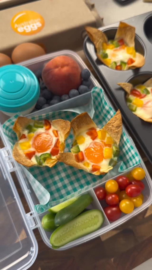 Did you know that each Aussie Egg has 17 different nutrients and vitamins?
 
Check out my @australianeggs Sunflower, the perfect back to school lunch box addition.
 
You will need:
3 medium size wraps
6 Aussie Eggs
1/4 cup green capsicum diced
1/4 cup red capsicum diced
1 teaspoon salt
 
Cut the wraps into strips about 3cm wide. Oil the muffin tray and lay the strips into the muffin tray, think big sunflower leaves and it doesn’t need to be perfect.
Crack an egg into each section over the wrap strips, sprinkle the capsicum around the yolk and season with salt.
Oven bake for 15 minutes on 180, or Air Fry on 180 for 10 minutes.
 
#australianeggs #australianeggsunflower#sunflower #ad