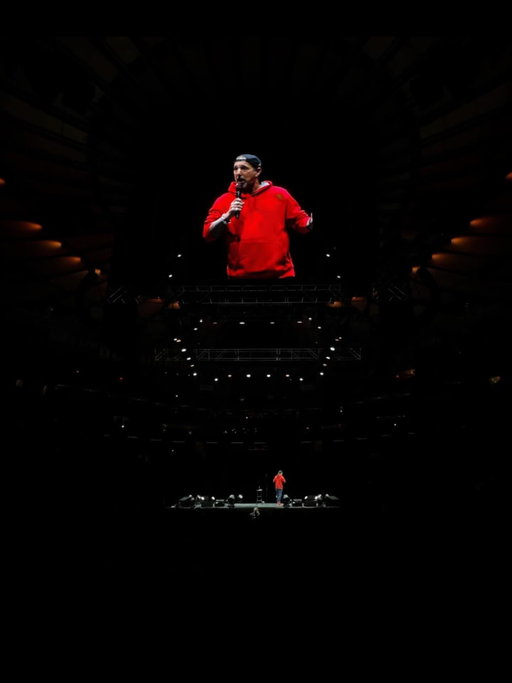What an amazing show tonight at MSG with @achrisoconnor @samjaycomic. I really want to thank @shanemgillis for putting me on his show. And he crushed it so funny. Tonight was such a highlight in my career, I’ll remember this forever.
