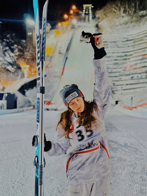 Dope weekend in Sapporo!!🇯🇵 First double podium weekend!!! 🥈🥈 on a hill I have always struggled on… felt really good to finally figure it out and send some🚀 even while sick🫢🤒🤧

Cheers Japan, and thank you for the great support, it’s been real nicee😌🎌

Time to go home (Slovenia) and get healthy & rested for the big show👀