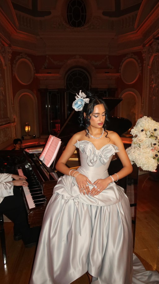 Let them be gaggedddd 

#bridgertonnetflix #fitcheck #bridgerton #hautecouture #fashion