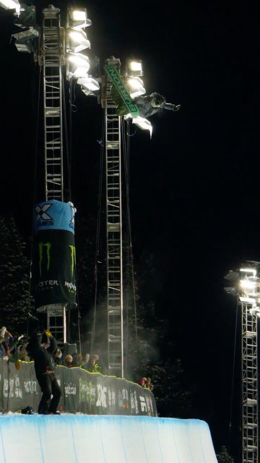 TO THE MOON 🌕 @4kaishu 

#MonsterEnergy #XGames #Snowboarding
