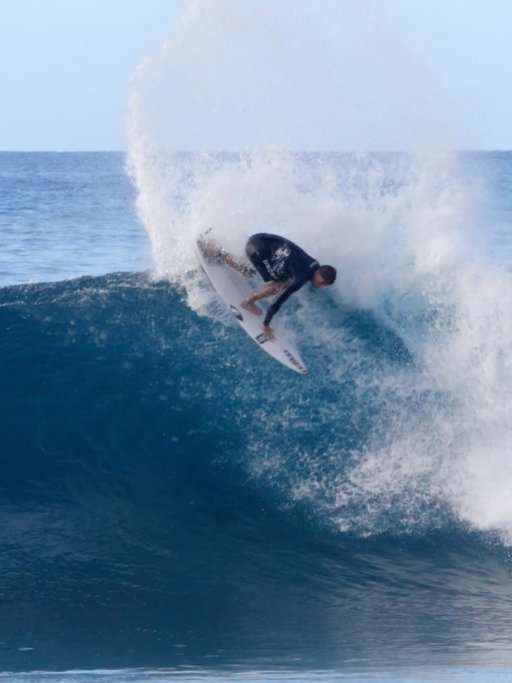 Slowly finding my footing again:) feels good to be back on the 🪨 🏝️ 

📷 @shane.kreutzer
