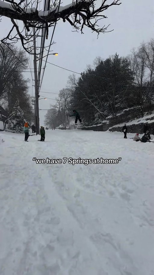 the only time I can stand winter in pittsburgh 😂⛷️ 

#romanticizepittsburgh #pittsburgh #sevensprings #ski #snowboard