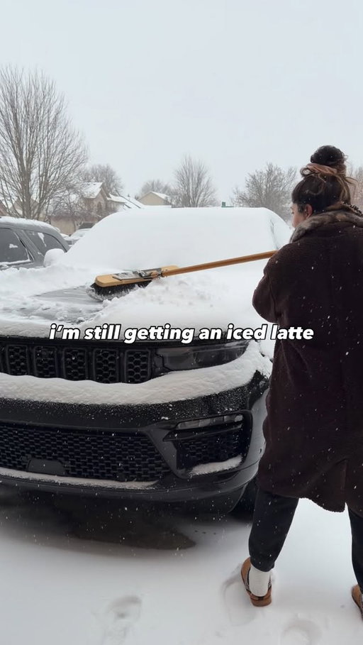 Snow isn’t stopping me ☕️ 

•

#michigan #detroit #snowstorm #snow #funny #coffee #icedlatte