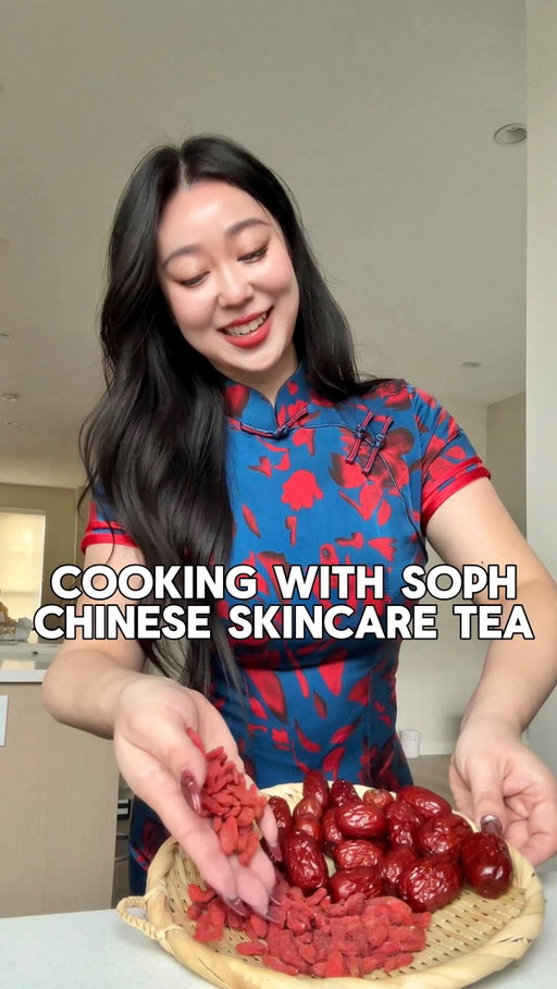 SAY GOODBYE TO INFLAMMATION, DRY THROAT, AND WEAK SPLEEN 🤭

Welcome to your CHINESE ERA! Since I have been chinese for decades and I grey up with a TCM mom, I’m sharing the hacks 🥹

How I make my daily TCM tea: 
—soak jujubes in water 
—peel and slice ginger 
—boil water in a pot 
—add peeled pear, jujubes, goji berries, ginger
—optional: add any tea of choice and rock sugar 

WOULD YOU TRY THIS?? 

-

#chinese #traditionalchinesemedicine #tcm #chinesegirl #chinesenewyear