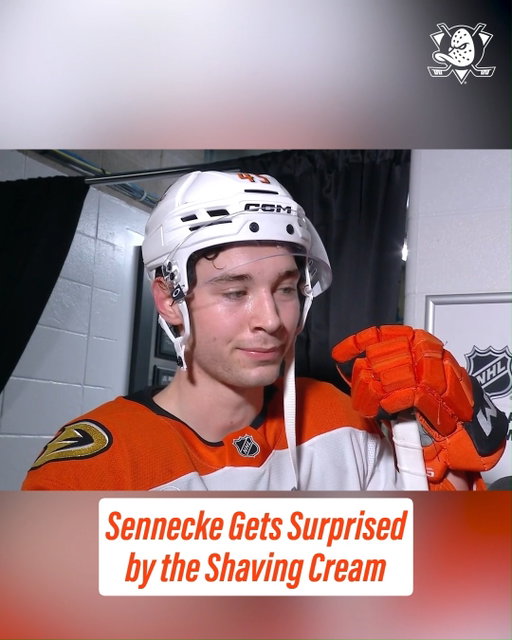 Head on a swivel, Becks 📽️: @sportsnet  #FlyTogether