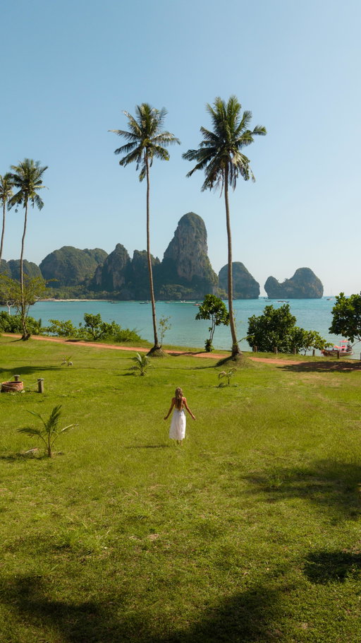 Thailand together? Send this to someone you want to visit with this year 🇹🇭🌴

📍Tonsai Beach, Krabi 

Surrounded by swaying palm trees, soft white sand and minimal crowds compared to Railay beach… is this paradise calling your name? 😍

Tonsai Beach is a small bay next to Railay beach only accessible by longtail taxi, there are two different routes to get here…🏝️

From Krabi town it’s 300 baht per person return (~$10USD) 

From Ao Nang it’s 200 baht per person return (~6.50USD) 

Once you arrive at Railay Beach you can either hike through a small rocky trail at the top end of the beach or you can pay a small fee to get another longtail taxi to drop you off, the trail isn’t too difficult but suggest bringing shoes as some of the rocks can be sharp 🥾🚤

Tonsai is also a well known rock climbing spot thanks to its towering limestone walls, climbers of all levels come here and there are many shops that offer lessons and equipment hire 🧗

Save this beach for your Thailand adventures & follow @tripseatravellers for more beautiful destinations 🫶

#thailand #tropicalvibes #thailandtravel #paradisefound #thailandtrip