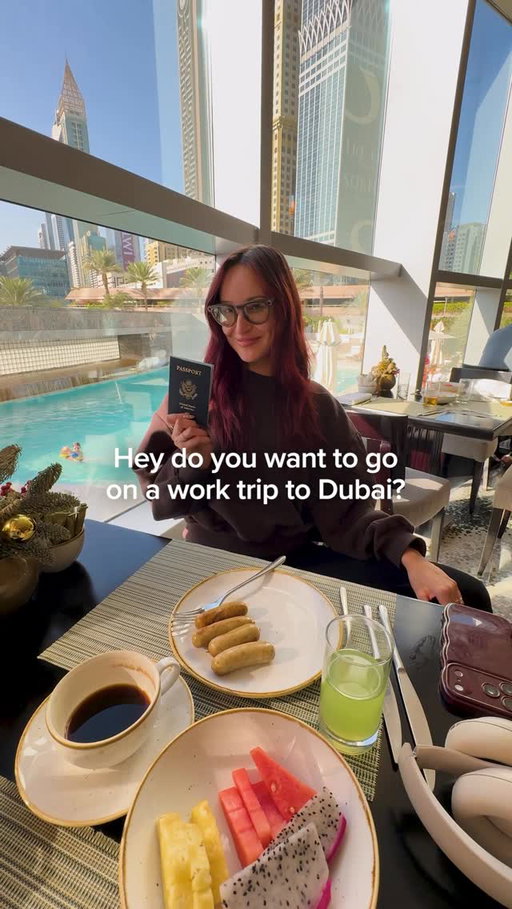 Dubai trip trip to start the year? Sign us up!! 🎤