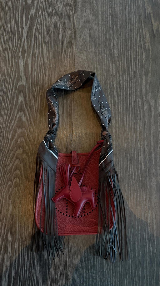 let’s make our bags more fun! do we want a part two for the outfit?