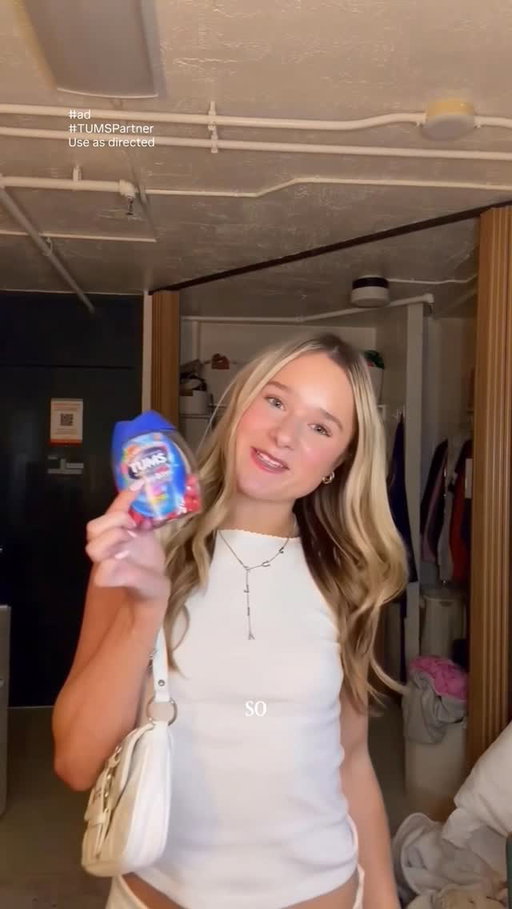 #TUMSPartner College nights = good food, good company and TUMS Chewy Bites! #ad #heartburn @tumsofficial