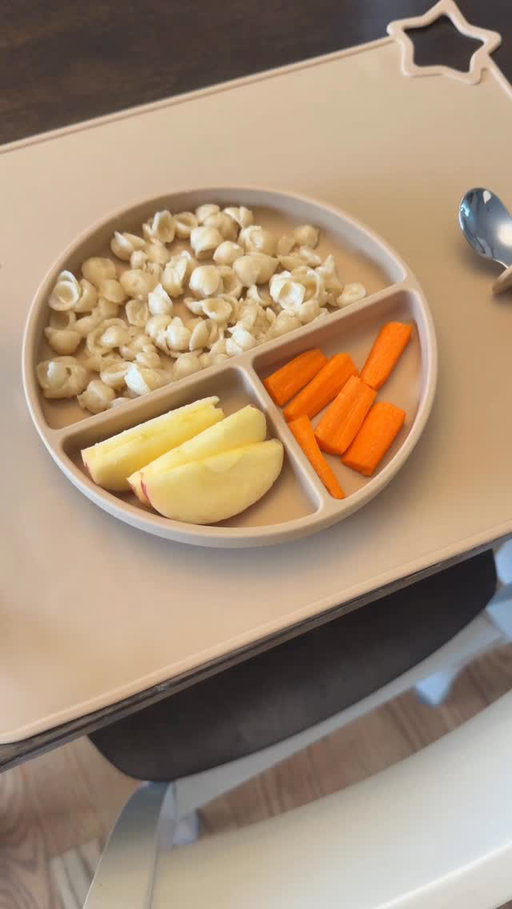 Lunch time with me and my babes 🩷🩵

motherhood | baby | toddler | must haves |  parent essentials | mama | mom | toddler things | mom content | relatable | mom life | working mom | small creator | postpartum | postpartum journey | toddler activities | teach at home | Moonkie | lunch | meal time | 100% food grade silicone 

#maryruthspartner #lunch #momlife #moonkie #foodgradesilicone 

@moonkie_official