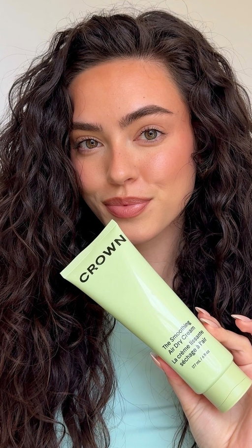 Effortless and heatless 😉 Meet @crownaffair’s newest addition to The Air Dry Collection: The Smoothing Air Dry Cream.