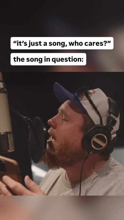 🤧

“Where the Wild Things Are” is a standout from Luke Combs’ 2023 album Gettin’ Old, telling the story of two brothers who take different paths but remain bound by family, memory, and regret. Written by Combs alongside Josh Phillips and Randy Montana, the song leans into narrative country songwriting, prioritizing character and detail over radio hooks.

Released as a single in late 2023, the track climbed into the top 10 on Billboard’s Country Airplay chart and became one of the most emotionally resonant moments in Combs’ live set. Its reflective tone marked a quieter, more mature chapter in his catalog, reinforcing his reputation as one of modern country’s strongest storytellers.

#Countrymusic #countrycentral