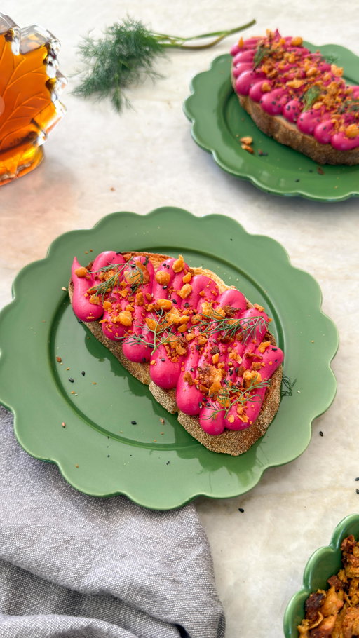 This Maple Fuel Beet Toast delivers 25g of protein and natural energy to power busy days and workouts. The beets support blood flow during movement, while iron-rich chickpeas and tofu help transport oxygen throughout your body for optimal performance. 

When fuelling with intention it’s all about asking yourself how can we make this even more nourishing? For us, swapping refined sugar for 100% pure Canadian Maple syrup is an obvious choice. 

Pure Canadian Maple syrup is vegan, gluten-free, and low FODMAP. It contains 67 polyphenols and the prebiotic fiber inulin, both of which support our gut microbiome and contribute to thriving gut health. Tapped from pristine forests in Québec and boiled down without any additives, preservatives, or artificial colours, it provides sustained energy straight from tree to table. 

If you’re hitting Pilates, heading to the courts with your friends, or tackling a full day ahead, this toast gives you the energy and fuel you need.

Comment TOAST, and we will send you the full recipe ✨

#Maplepartner @maplecanadaaus