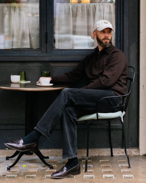 The nice thing about finding something new that works with your style is that it opens up a slightly different look, an adjacent and only subtly different option.

For Simon, black jeans are a great case for this, as he writes in today’s PS article - 

“ I love jeans for their character, versatility and universality. But tailoring is my first love, so finding ways to wear the two together has been a long-running project. 

Black jeans, I’ve found, are particularly good because when they fade they're basically as versatile with tailoring as dark-grey flannels. Not quite as smart of course, but just as good colour-wise. 

I'd never considered this until I saw them reframed by popularity among friends and by fashion in general. I had my own perspective and that was shifted slightly; now they're a really useful and enjoyable part of my stye.”

Read more on PS, link in bio