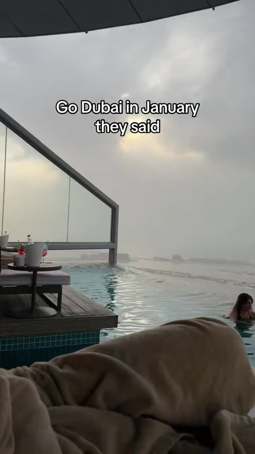 Dubai or Manchester? #auraskypool