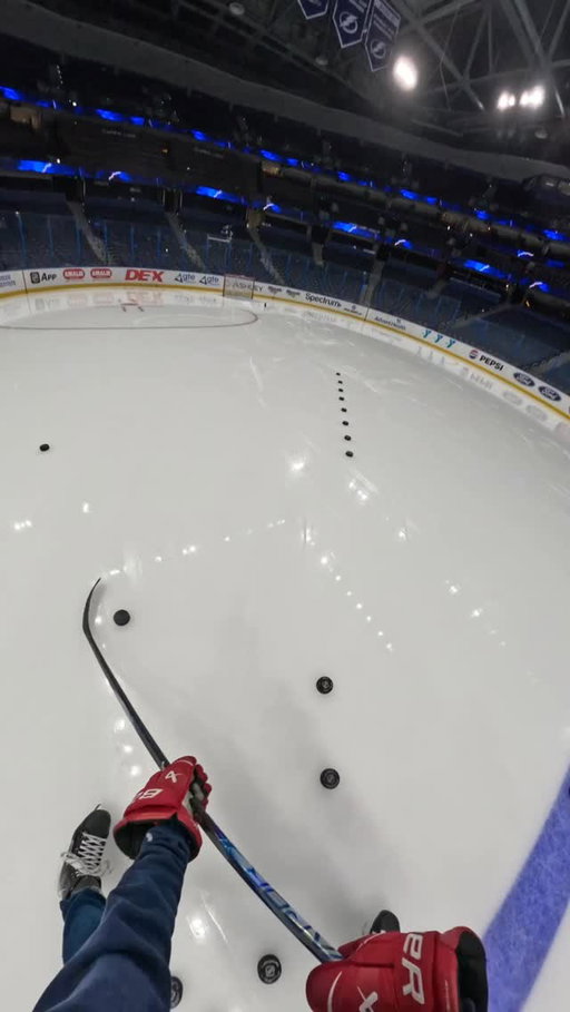 Sounds of an empty NHL Arena 😍⚡️🏒 #nhlpartner #stadiumseries