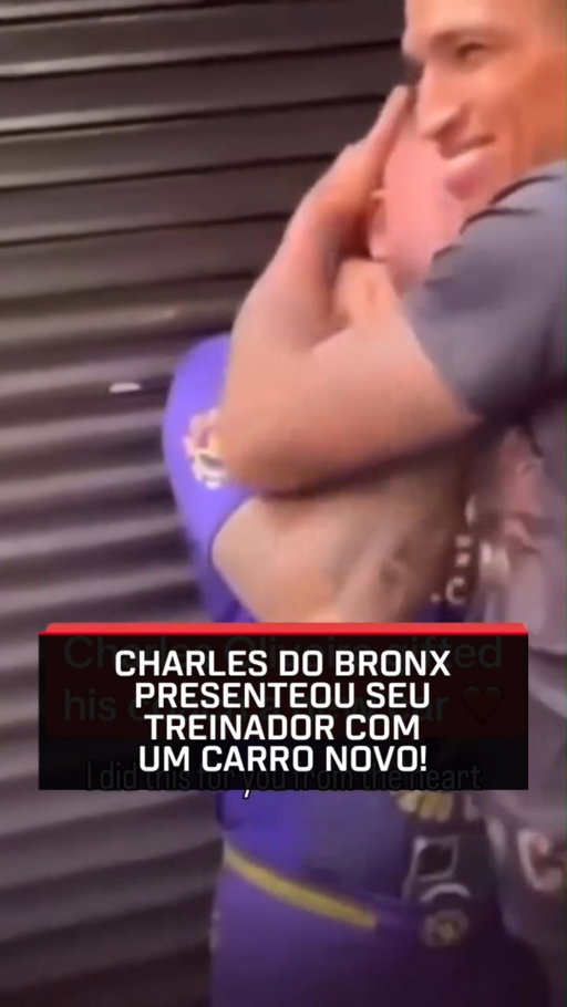 LINDO GESTO! 🤩🤩 Charles do Bronx presenteou seu treinador com um carro novinho e a reação dele foi sensacional!

📹 via @charlesdobronxs @crashmma @espnmma (IG)

#ESPNKnockOut #CharlesdoBronx