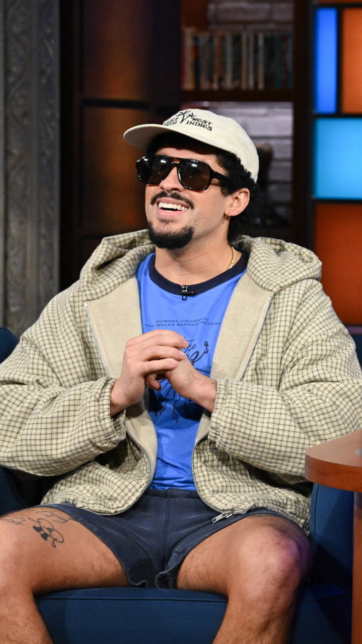 @badbunnypr exceeded his 5-word limit por un poquito.

#Colbert #ColbertQuestionert #BadBunny