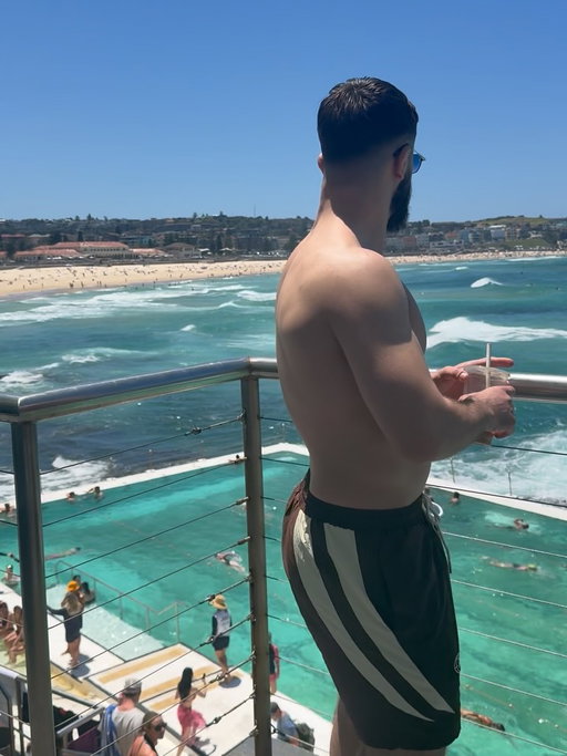 Fight week for our gardash @rafael_ataman_fiziev in beautiful Sydney surrounded by amazing people 🇦🇺
