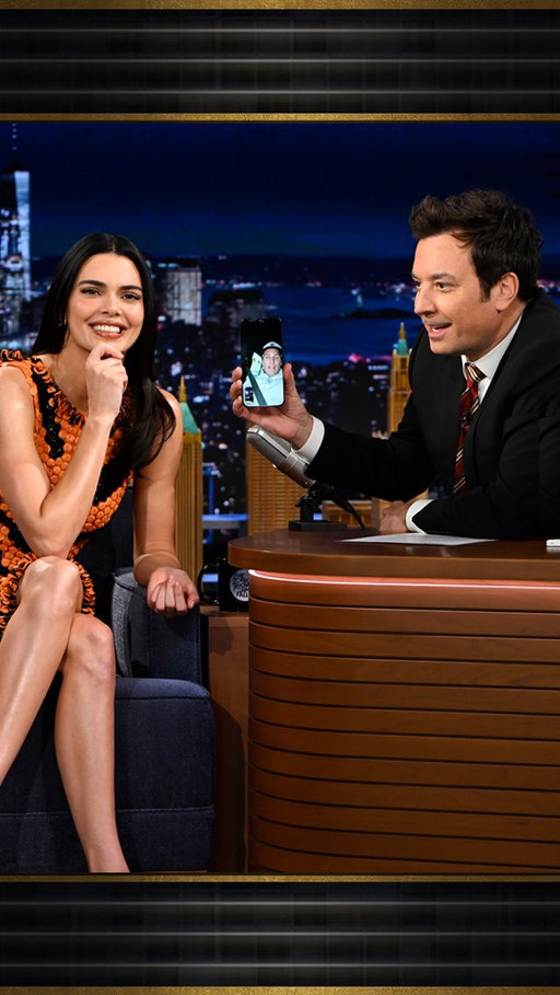 @kendalljenner FaceTimes @tombrady mid-interview to ask him who he thinks will win the Super Bowl this year! #FallonTonight #SBLX
