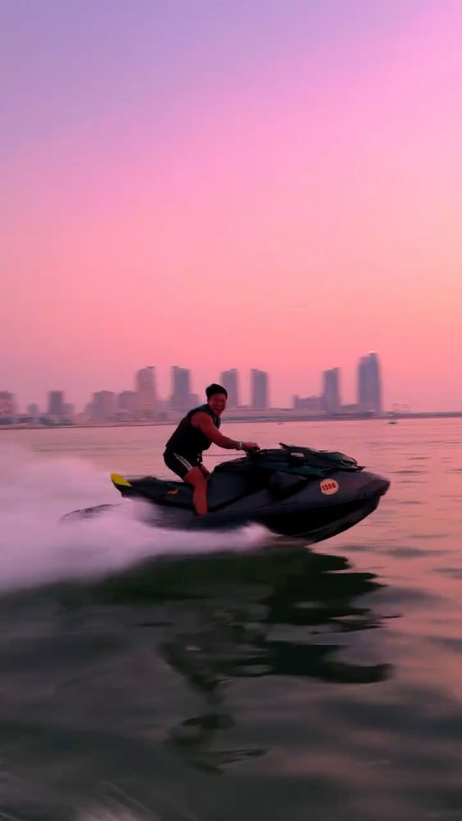 You and bro’s story on a random Tuesday 🤣

Follow @phillip3s for more travel/lifestyle content! 🙌🏼

#travel #adventure #qatar #doha #jetski