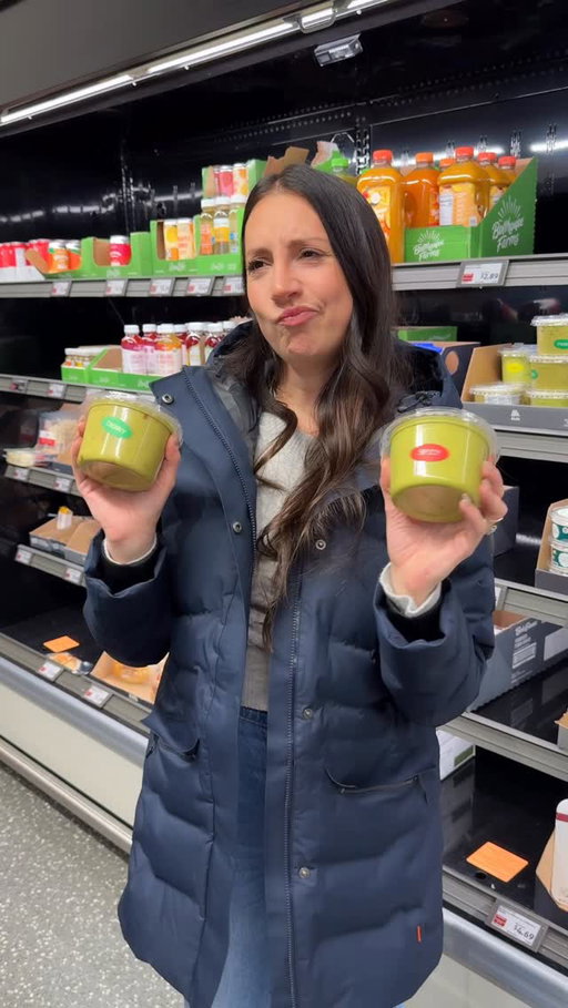 I’m not not overwhelmed… I just shop at @aldiusa so it looks like I have my life together when I host for the big game 😏 and a husband that cleans #ALDIPartner