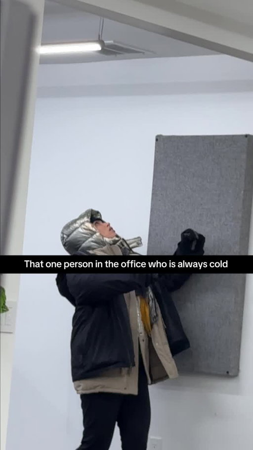 Tag the coldest person in your office 🥶

#corporatehumor #workmemes #officehumor