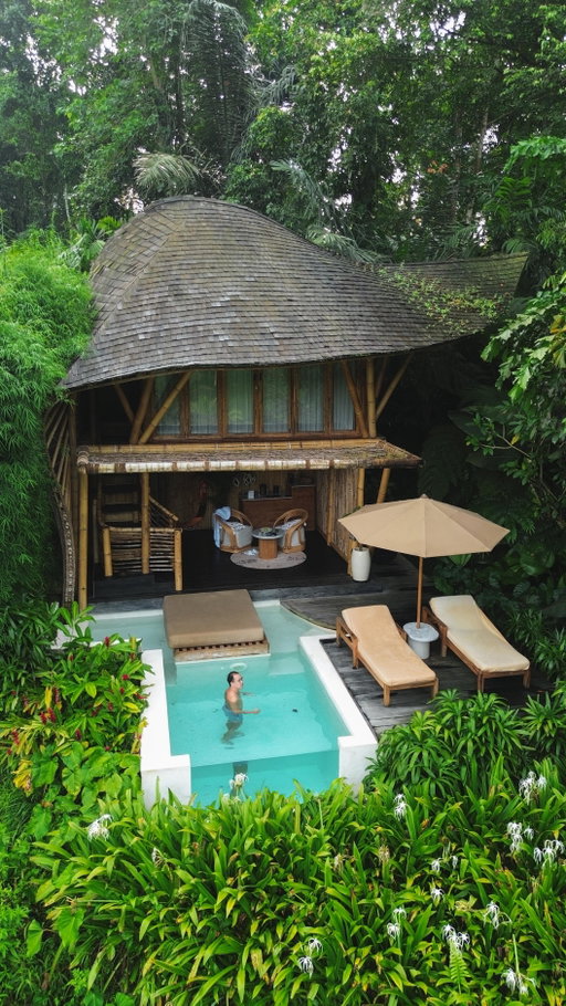 A magical stay in @bambootelresorts 🍃

Unplug and unwind yourself at this beautiful bamboo villa, finding peace and joy when surrounded by nature.

📍 @bambootelresorts