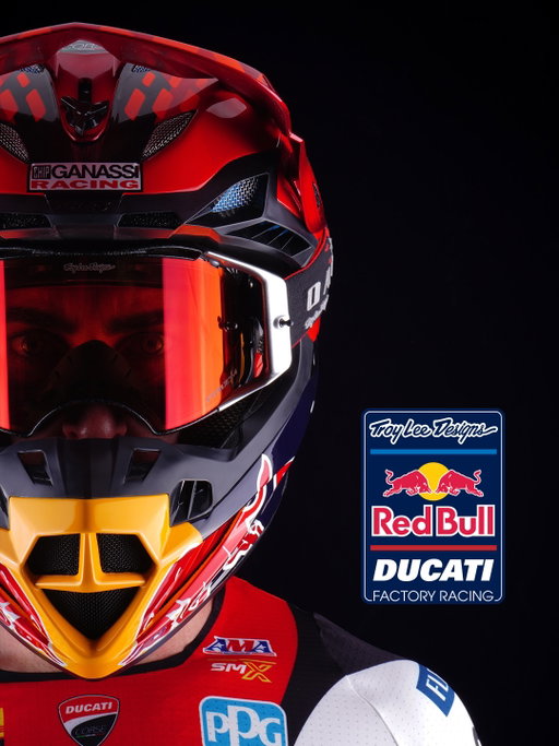 Houston gets the paint. Triple Crown energy calls for something louder. @DylanFerrandis rolls into the first Triple Crown of 2026 wrapped in pure Troy Lee Designs art and speed DNA. Custom lines, race-ready details, and a kit built to stand out when it matters most.