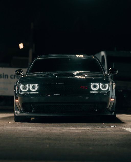 The beasts come out at night.

#ThatsMyDodge

📸: @392main & @_dxvidphoto

#Challenger #DodgeChallenger