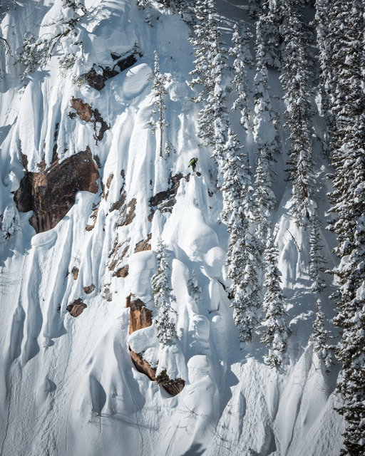 ⚡️ Ride the lightning ⚡️

From a day out with @bryaniguchi in Wyoming going all drop no stop… this one slipped away but we’ll be back
📷 @jerm_worldwide