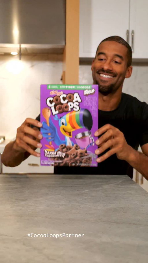 #CocoaLoopsPartner 🥄🥣👨🏾‍🍳 I’ve been eating cereal since I was FOUR.. 
.
so it’s rare when I get to try new ones @FrootLoops 🍫 for intense chocolatey consumption 🤤