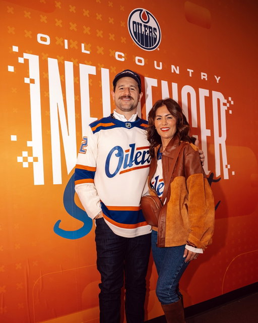 What a win for the #Oilers last night & what a good time we had with these beauties at the Oil Country Influencer Summit 👏 #LetsGoOilers