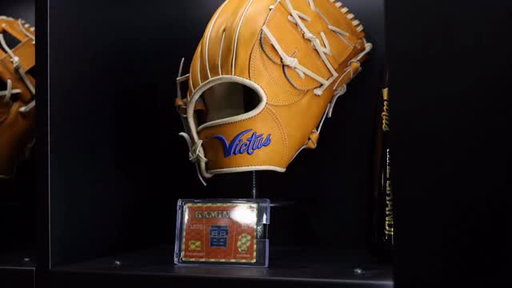 '26 will be our year. 

Shout out to @hittershouse_hq for hosting us at their beautiful facility. Just a little teaser of what's coming this year. IRL YFK in full effect baby.