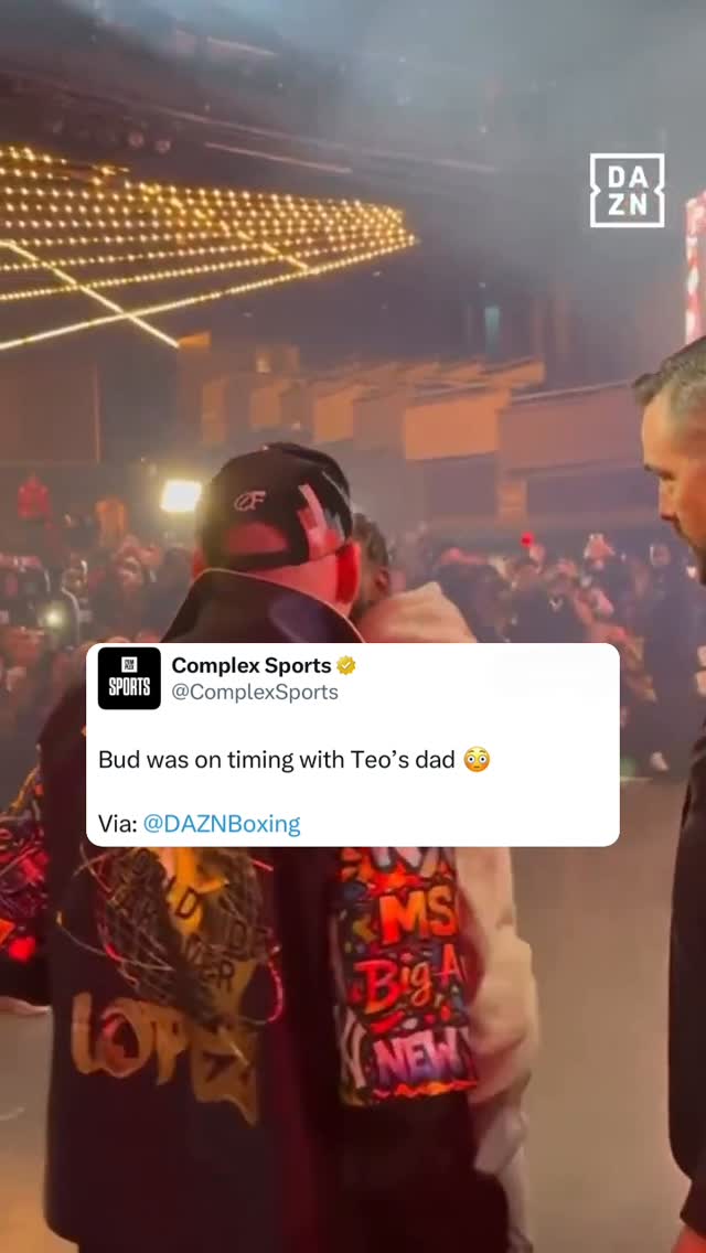 Bud Crawford really pressed Teo’s dad during the Teofimo Lopez vs. Shakur Stevenson faceoff 👀🍿

(Via: @daznboxing)