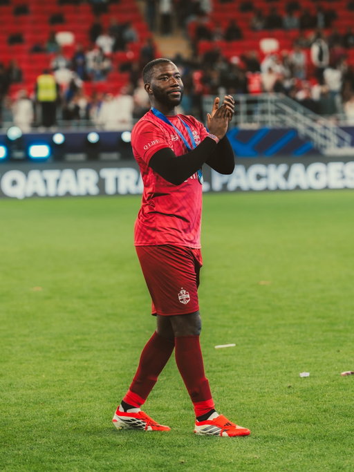 Match 4 Hope completed it mate ❤️🤲🏿 we raised $12 Million for an amazing cause. What a week can’t put it into words so a new YouTube video makes sense no? Last slide would have been me if i didn’t score the rebound 😂

📸: @myguysteven @workofdd