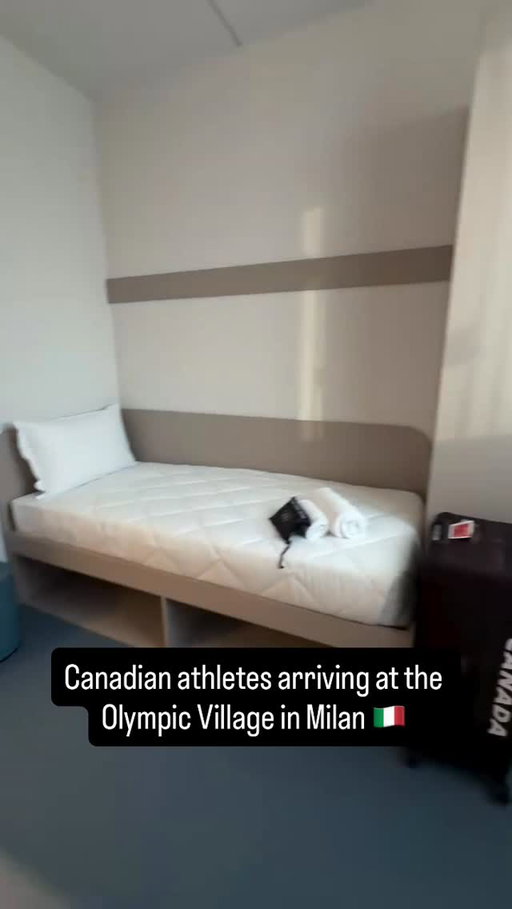 Canada has arrived 🍁 💪 

🎥: @ivanieblondin #olympics #teamcanada