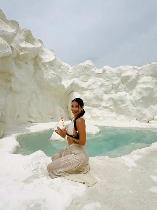 Bali has changed me forever. I originally came here to focus on writing my first book for @simonschusterca and to complete a sound healing training. What I didn’t realize was that one of the very first teachings I would receive was learning how to truly receive again. 🌊✨🌿🙏🏽

Before coming here, I had been working nonstop for four months straight -no weekends, no real rest. Always pouring into others and always giving.

This land brought me back to who “Shayla” truly is - beneath the projections, expectations, and judgments that were never mine to carry. Being here cleared old cords and gave me razor-sharp clarity about my life, my past, my future, and who is coming with me into my next chapter.

The Balinese people have truly restored my faith in humanity. There is such a genuine kindness here. They see you for YOU. Their care isn’t performative or transactional - it isn’t about extracting anything from you. It’s simply who they are, rooted in faith, devotion, and culture.

Bali is known as the “Island of the Gods,” and lives by the philosophy of Tri Hita Karana - harmony with Creator, with one another, and with the land. You feel it everywhere: in the architecture, the agriculture, the offerings, the way people treat each other and nature itself.

I’m honestly in tears thinking about how much this place and the people here have taught me. I know I’ll be back here often. I’m so grateful to Creator for bringing me 3 spiritually grounded, aligned sisters I didn’t even know I needed. @brookiedigi @biancaeurope @francslyn.sequeira 💕 Forever thankful for this chapter.

Hiy hiy to everyone I met along the way. It’s not goodbye - it’s see you later. 🌿🙏🏽✨😭💕🌊🥹

#bali #indonesia #culture #community