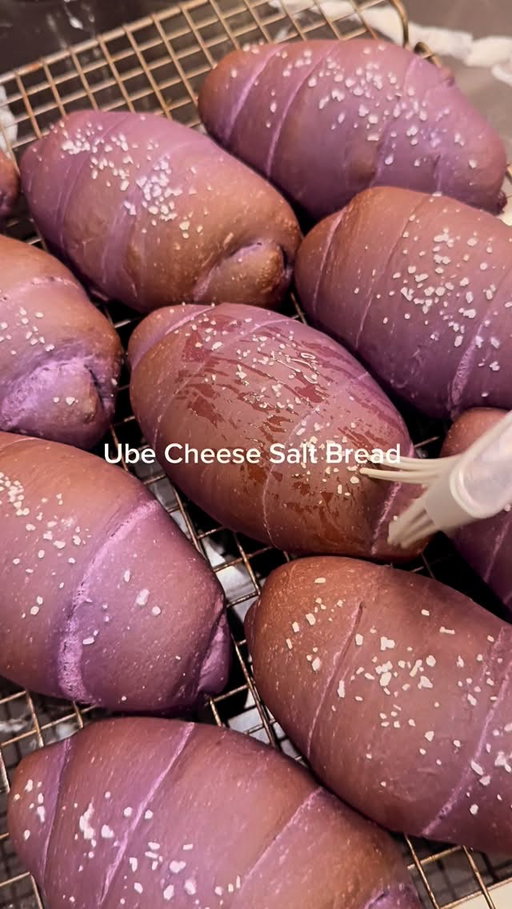 VIRAL SALT BREAD RECIPE SERIES

This time we did ube salt bread! I’ve been using @erinscozykitchen base recipe and having fun experimenting. This is inspired by @breadroyale ‘s ube cheese pandesals that im addicted to! #austinfoodadventures #saltbread #ubesaltbread #bakingreel