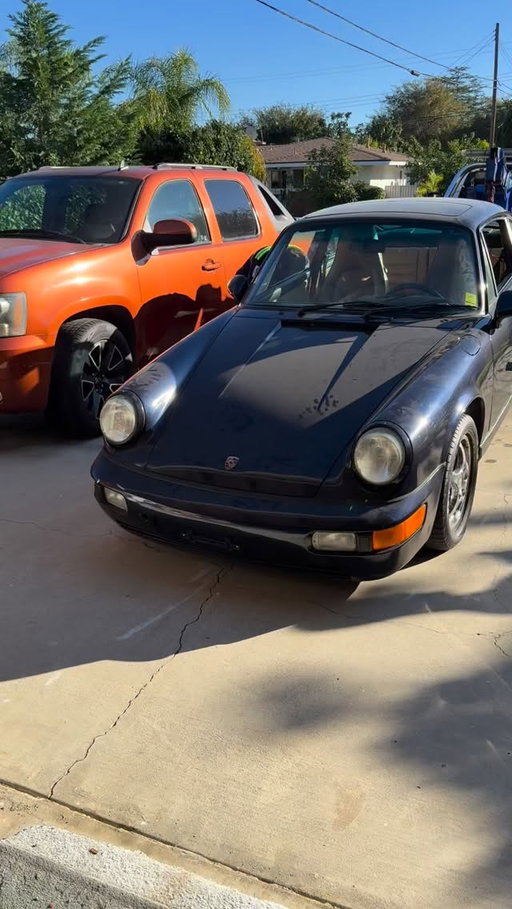 This is the wrong way to tow this classic car but the keys were long lost & the car was wedged in the garage a certain way that we couldn’t get a flatbed truck in there since the wheels were slightly turned. #porscheclassicrestorationchallenge #classicrestorationchallenge #porsche911 #964 #porschechallenge26