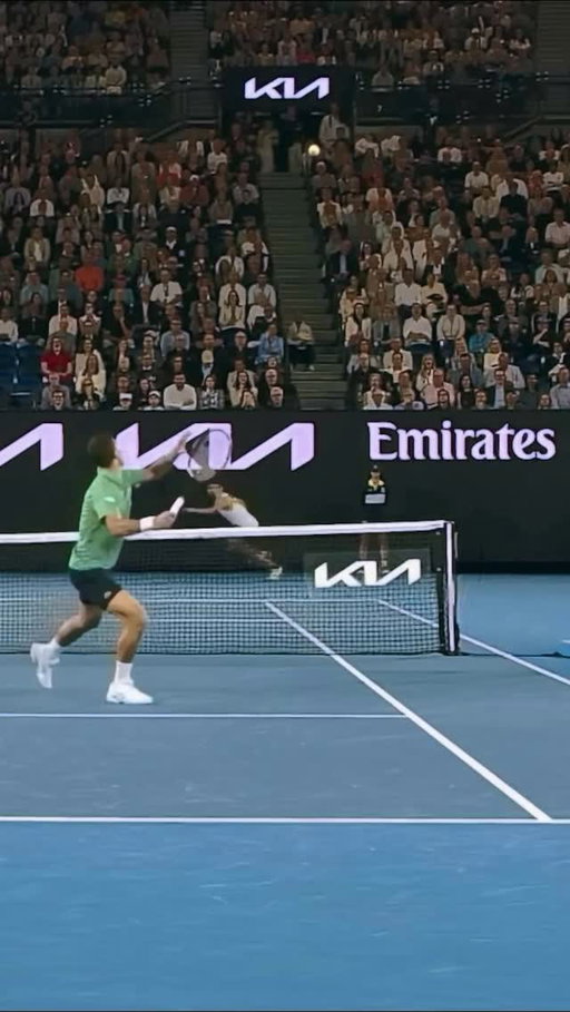 Court-level Djokovic & Alcaraz. Unreal 🎥