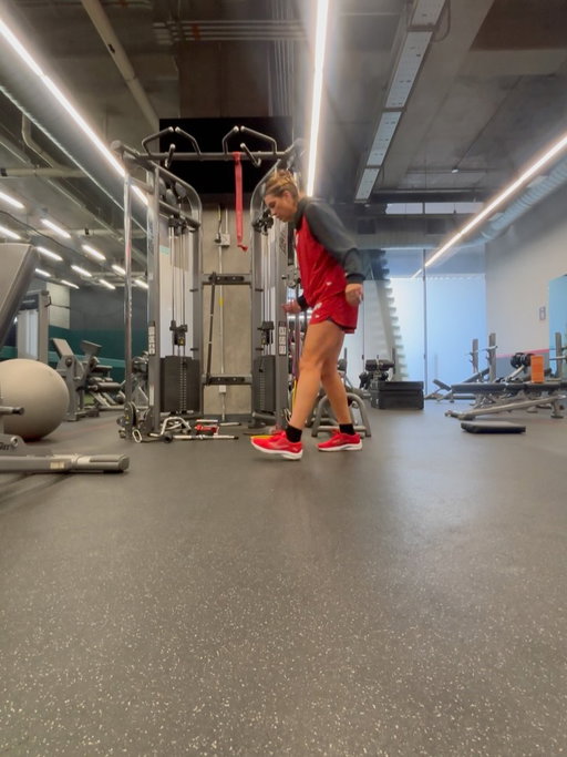 ❤️‍🔥
Four games a week.
Two starts.
Two potential relief opportunities.

Staying in shape during the season isn’t optional — it’s part of the job.

Grateful for OGX for breaking training down to a science and showing me how to keep building strength, protecting my body, and staying game-ready every single day. 

Thrown 2 complete games this weekend & closing in on the last game of the week. Here’s a sneak peak at a pre game lift! LETS CATCH THIS DUB ❤️‍🔥 @diablosrojosfem 

Always ready 💪🏼

@ogxsoftball @coach_jamnes