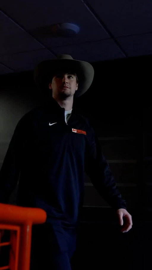 Lead the charge @drewmestemaker 🤠

#GoPokes | #Team127 #AAAO