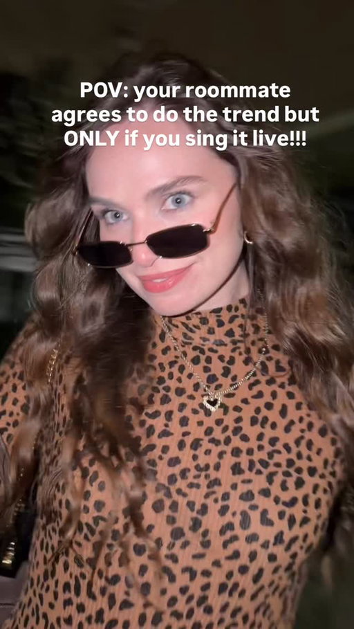 Tag the friend you’d force to do this with you… #singing #whatsup #fournonblondes #nickiminaj #singer @kylieklunder @chloe.jewelll