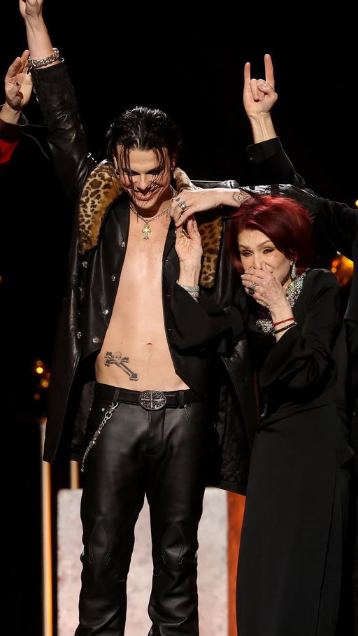 This * moment * 🥹 Congratulations on your first-ever #GRAMMY Award, @yungblud! Tonight, he’s bringing home Best Rock Performance for “Changes (Live from Villa Park)” feat. Nuno Bettencourt and Frank Bello.